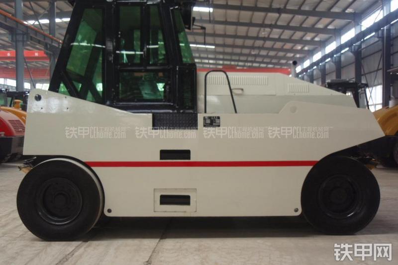 洛阳路通LTP1016H压路机整机外观