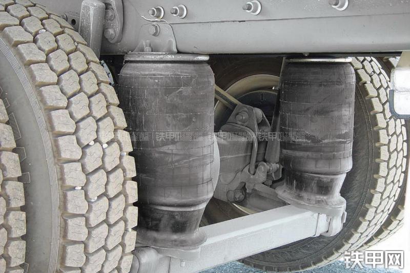 马尼托瓦克TM500E-2起重机局部