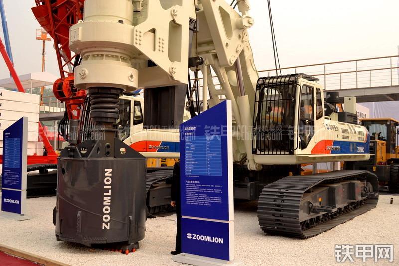 中联重科ZR280C旋挖钻整机外观