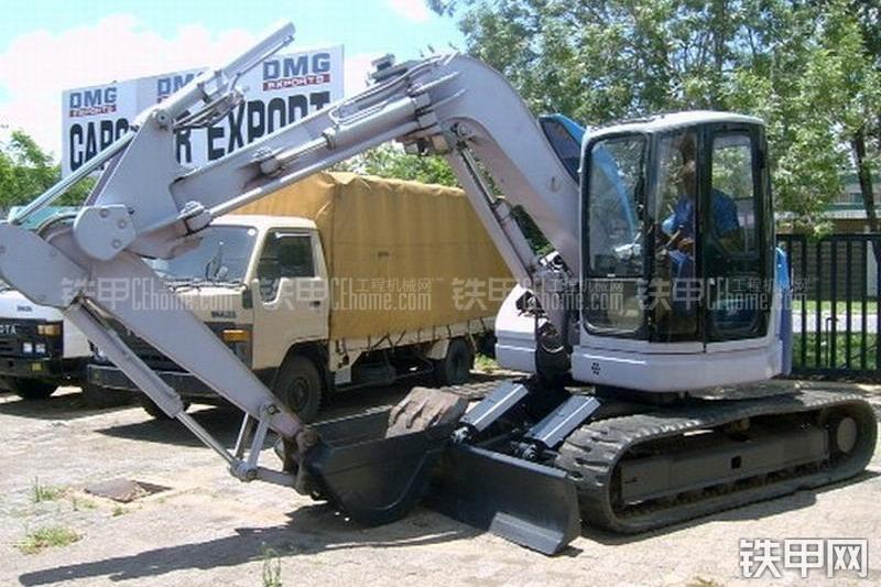 住友SH75U挖掘机整机外观