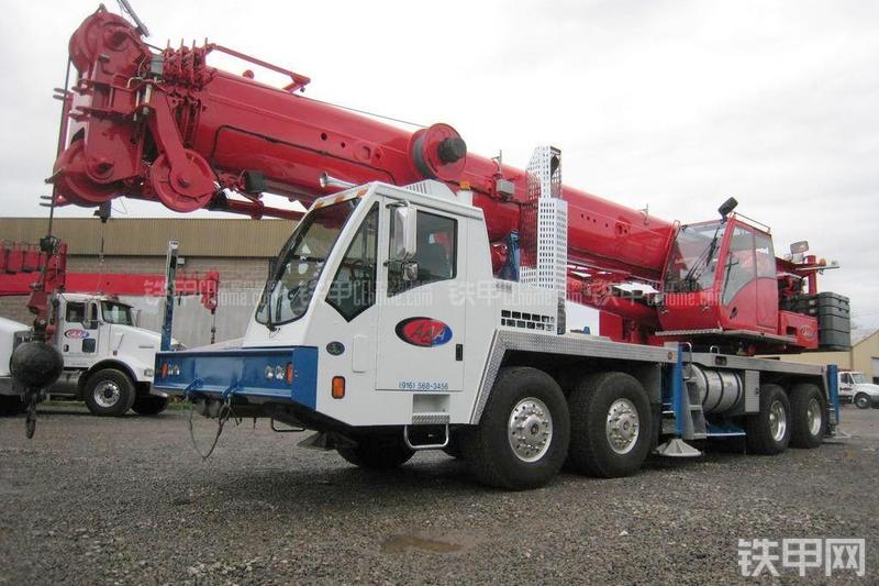 马尼托瓦克TMS9000E起重机整机外观