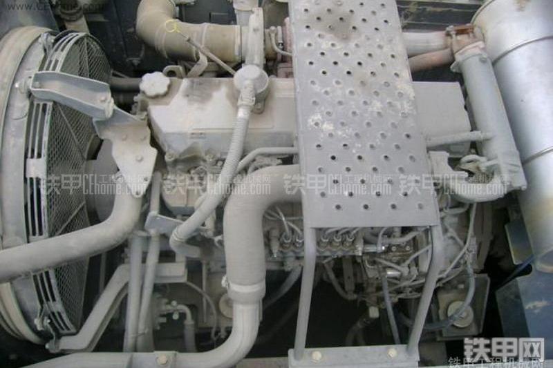 凯斯CX360B挖掘机局部