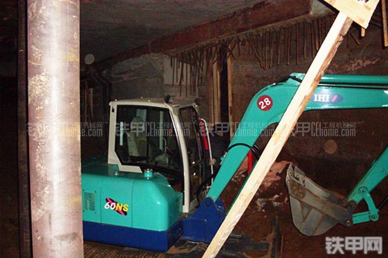 石川岛IHI 65NS挖掘机整机外观