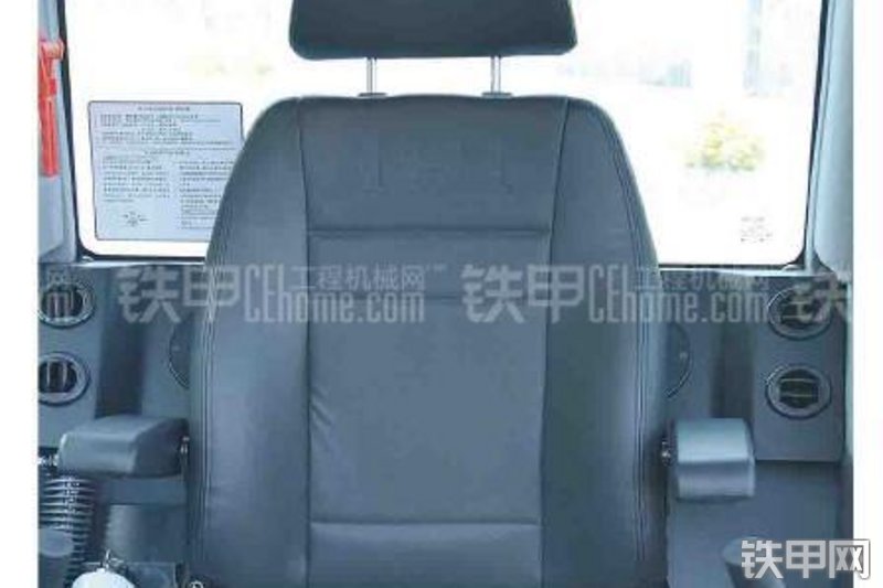 石川岛 55NSL挖掘机整机外观