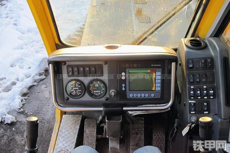 马尼托瓦克TMS800E起重机局部