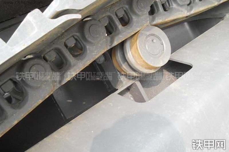 山东临工LG6150挖掘机整机外观