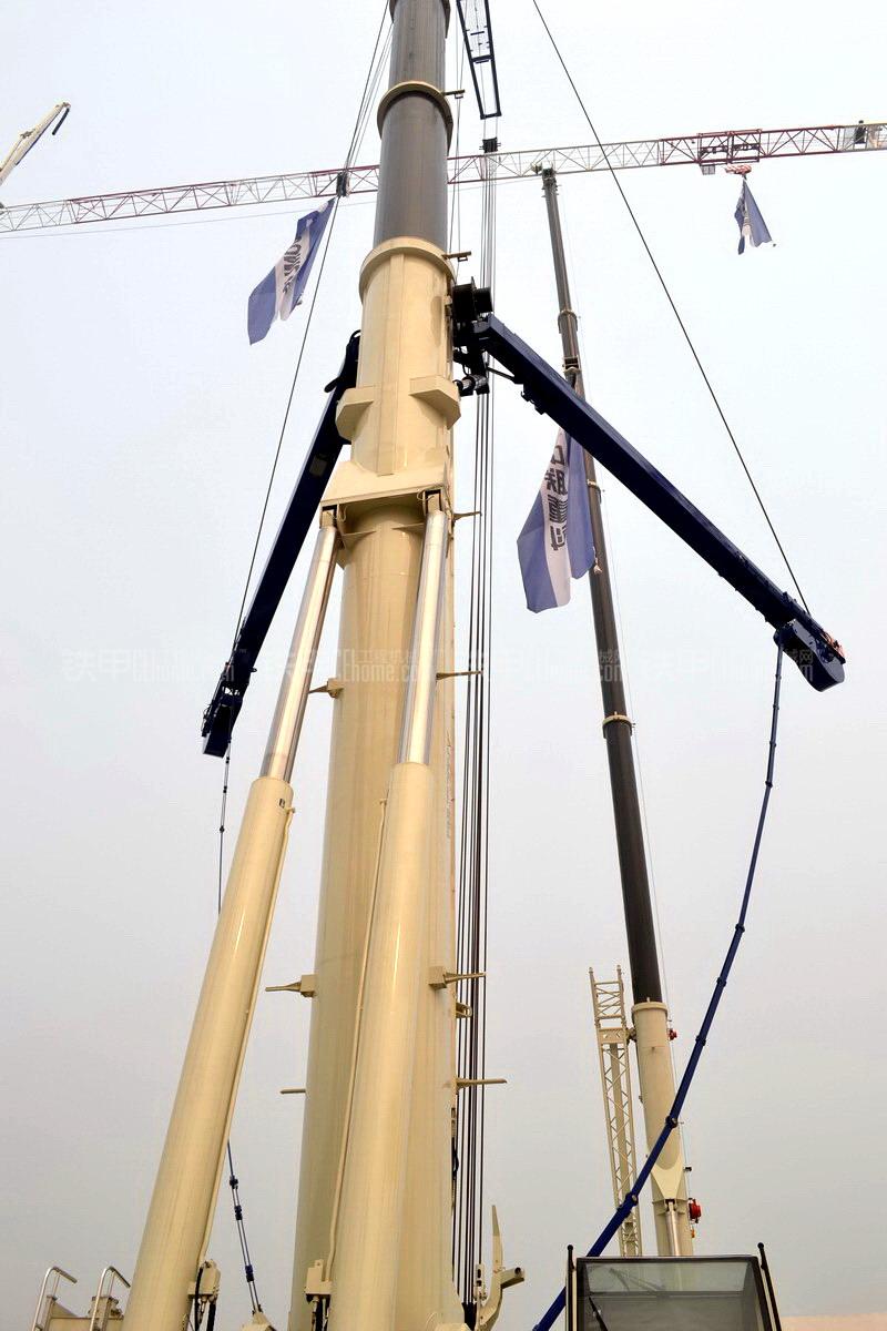 中联重科qay400起重机