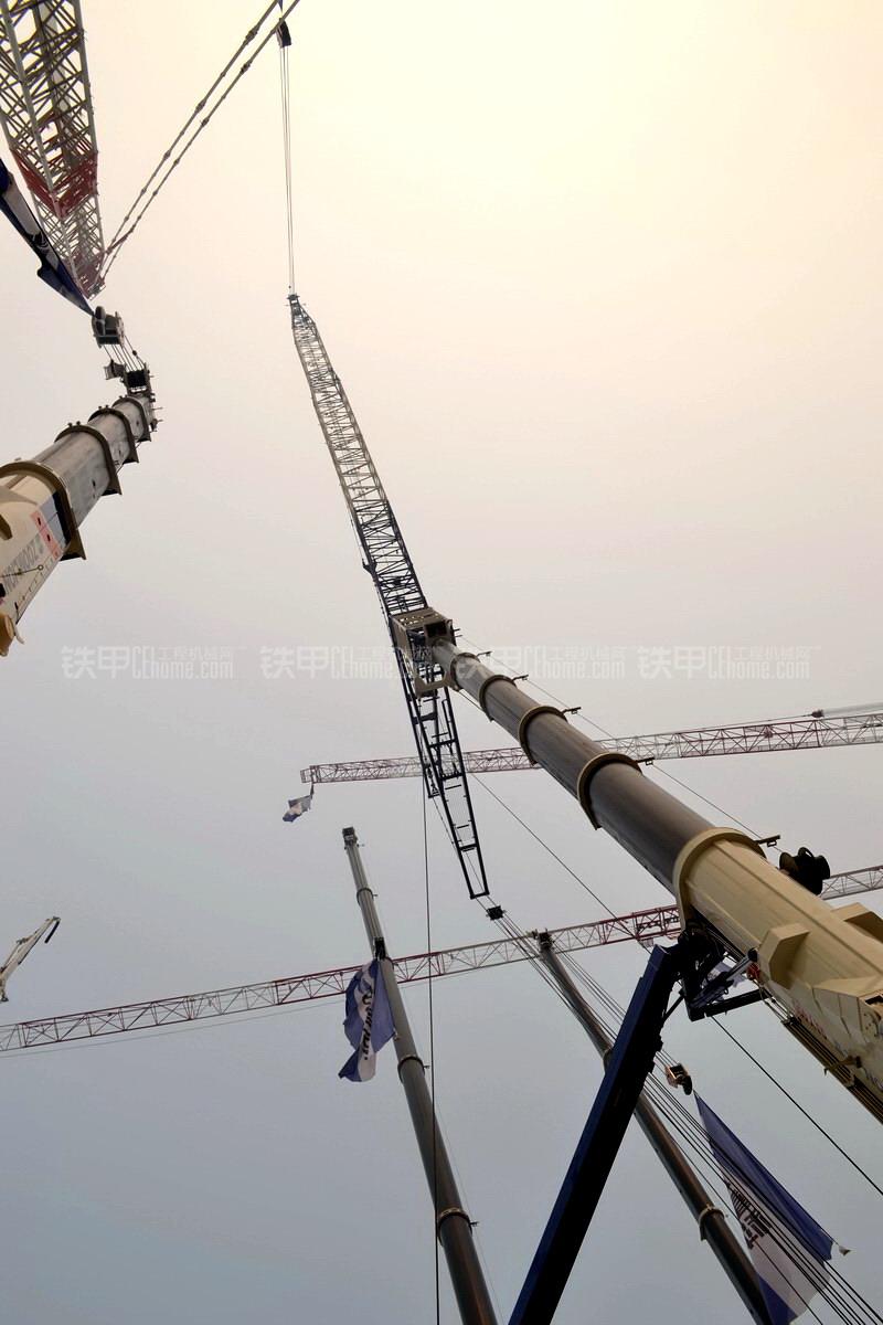 中联重科qay400起重机