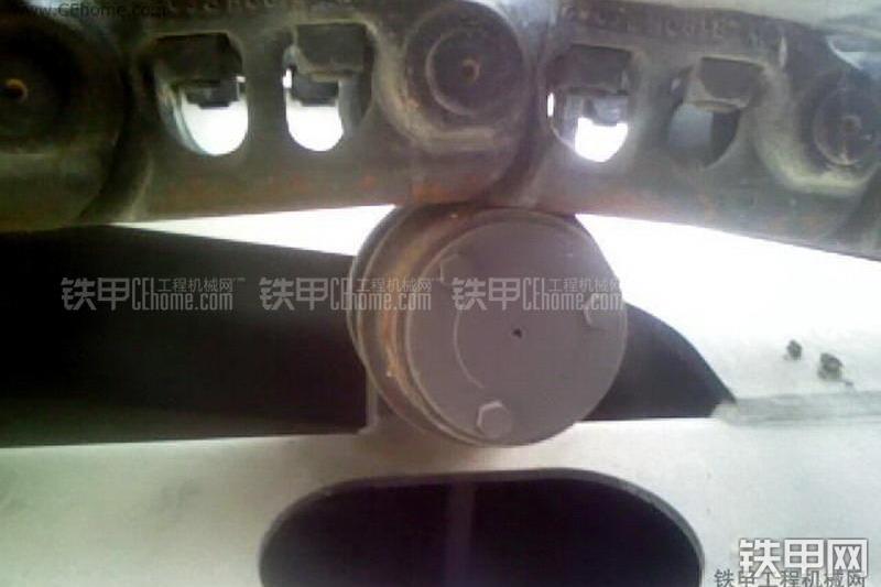 山东临工LG6220挖掘机整机外观