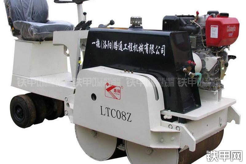 洛阳路通LTC08Z压路机整机外观