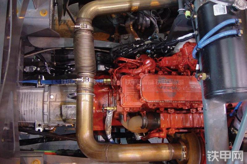 马尼托瓦克TM500E-2起重机局部