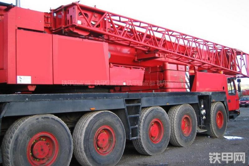 马尼托瓦克GMK5100起重机整机外观