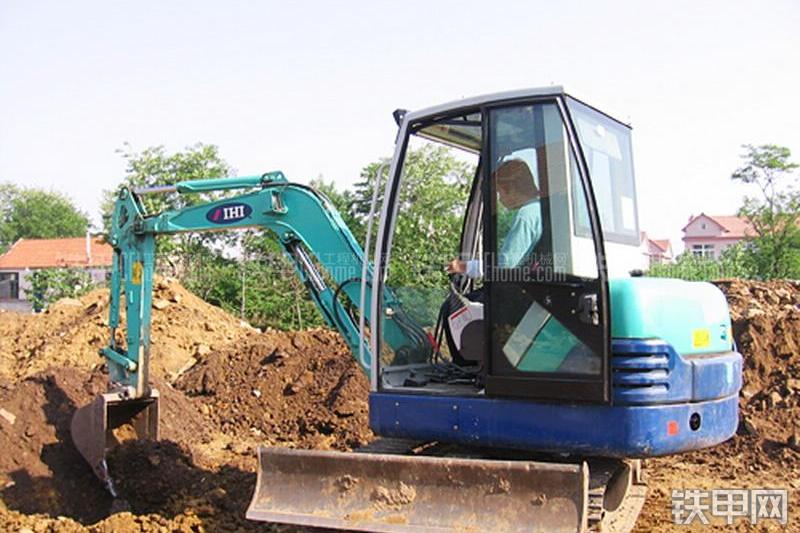 石川岛IHI 65NS挖掘机整机外观