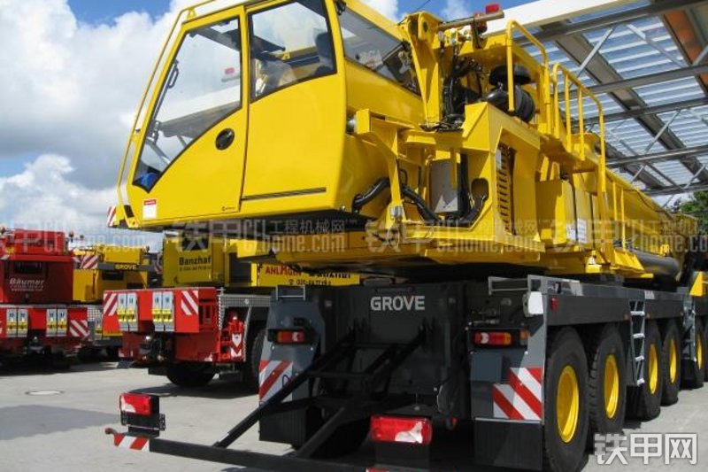 马尼托瓦克GMK7450起重机局部