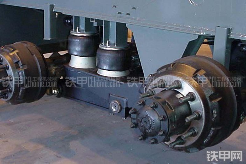 马尼托瓦克TMS9000E起重机局部