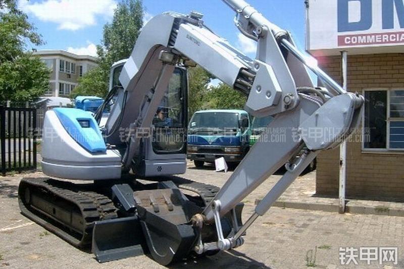 住友SH75U挖掘机整机外观