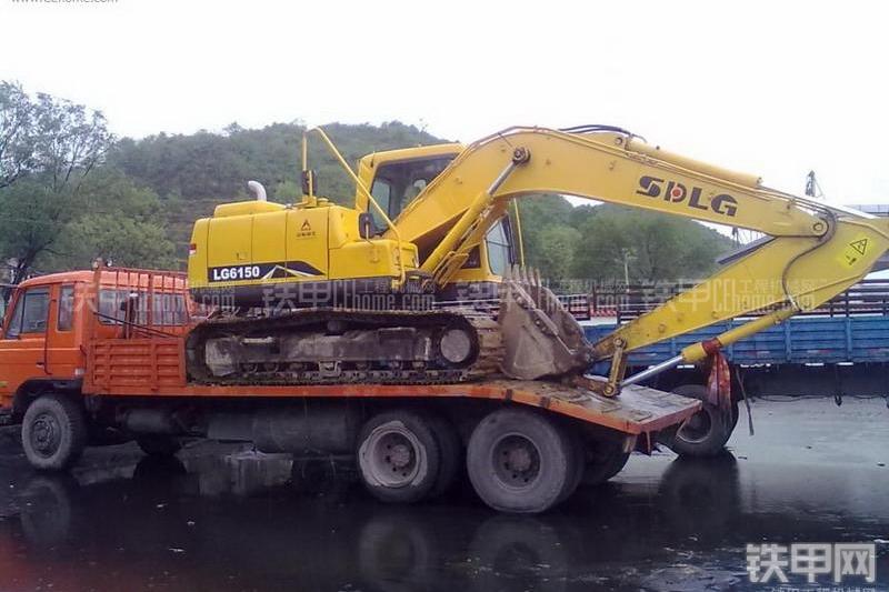 山东临工LG6150挖掘机整机外观