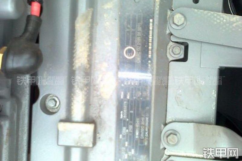 山东临工LG6150挖掘机整机外观
