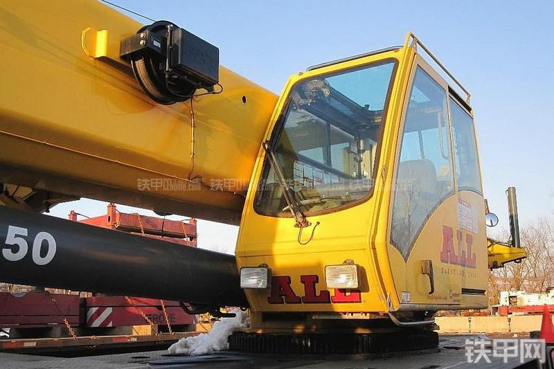 马尼托瓦克TMS800E起重机局部