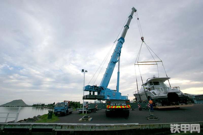 马尼托瓦克GMK5170起重机整机外观