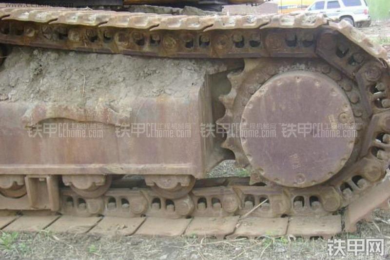 凯斯CX360B挖掘机局部