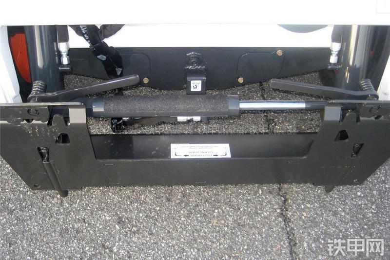 山猫S185滑移装载机局部