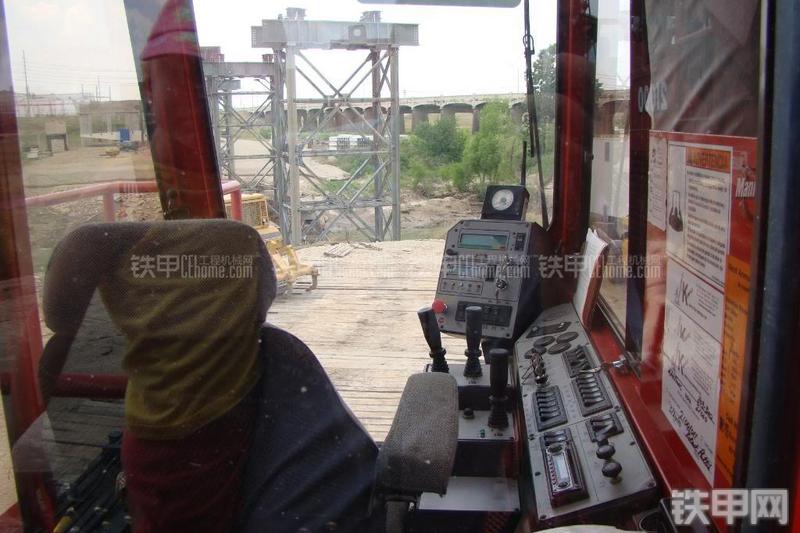 马尼托瓦克21000型起重机局部