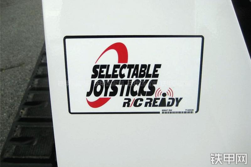 山猫T770滑移装载机局部