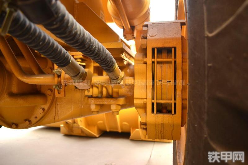 柳工CLG855N装载机局部