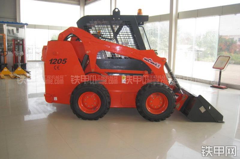 威肯GM1205滑移装载机其他