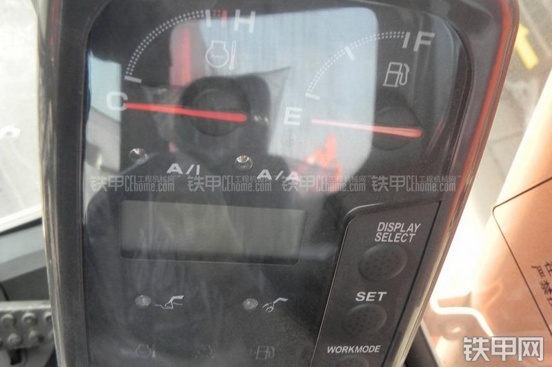 日立ZX250LC-3G挖掘机局部