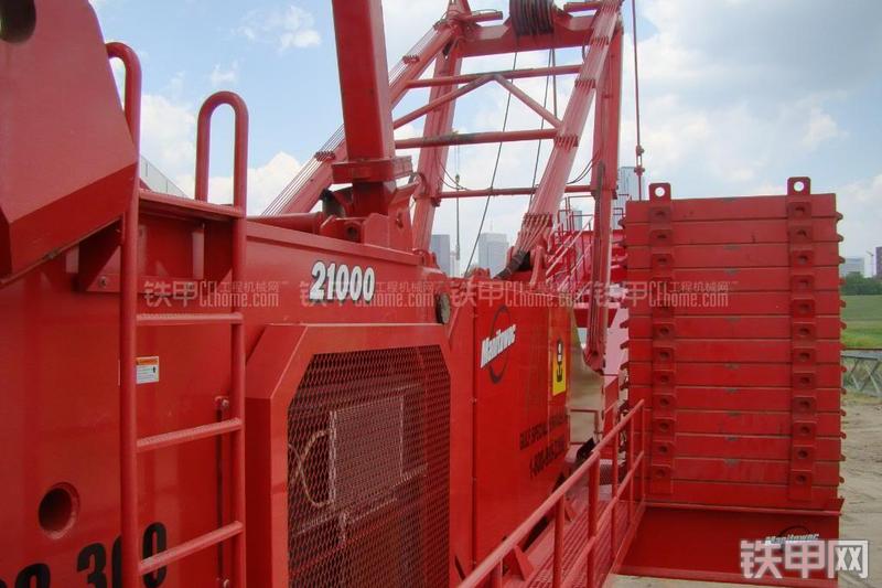 马尼托瓦克21000型起重机局部