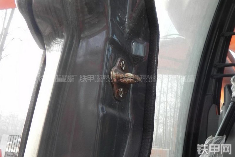 日立ZX250LC-3G挖掘机局部