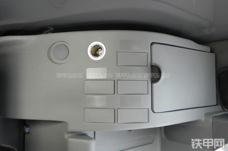 日立ZX250LC-3G挖掘机局部