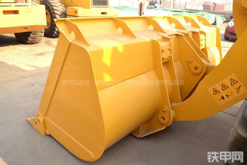 柳工CLG855N装载机局部