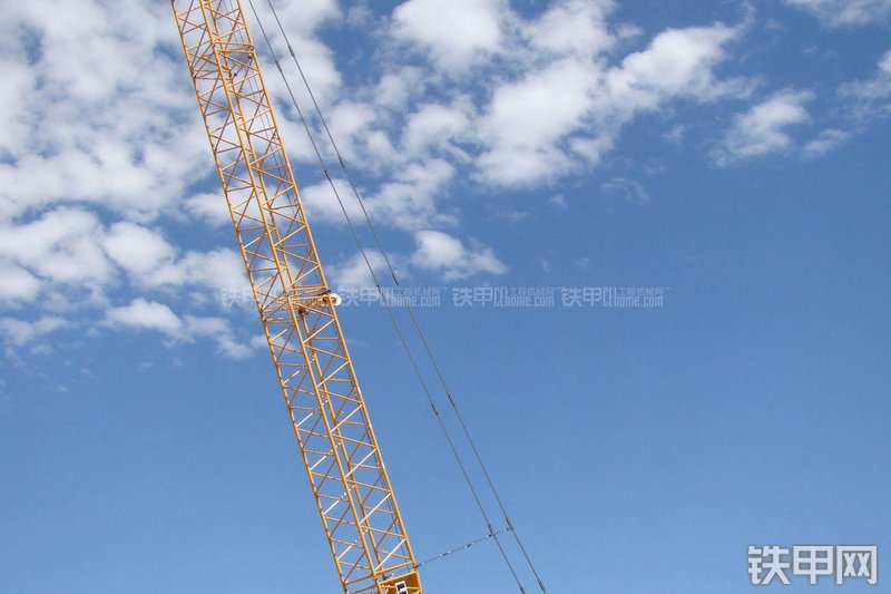 利勃海尔LR1160起重机其他