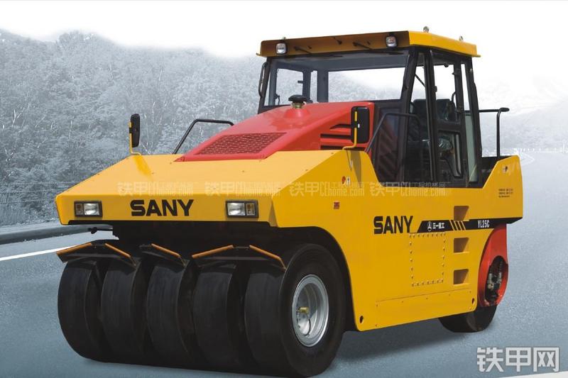 三一重工YL25C压路机整机外观