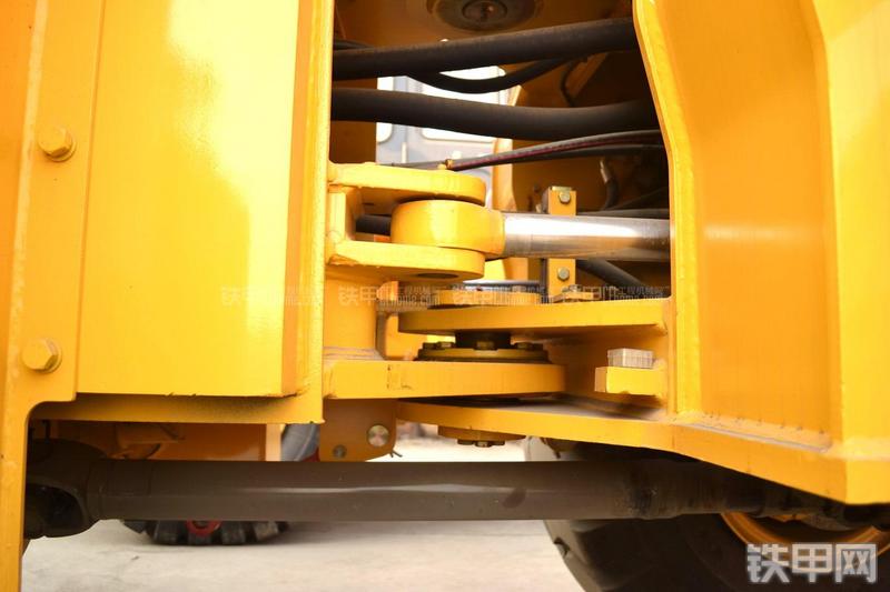 柳工CLG855N装载机局部