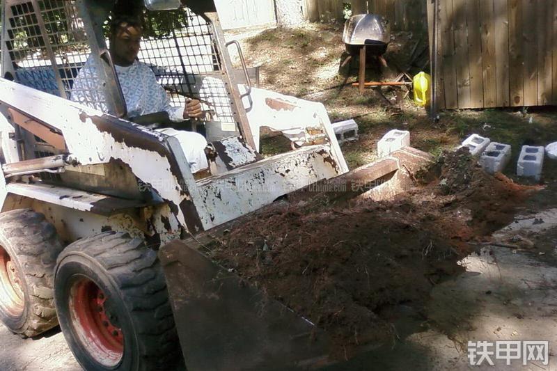 山猫743滑移装载机其他