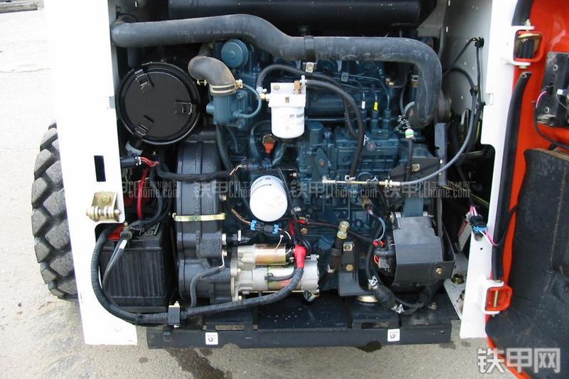 山猫A300滑移装载机局部