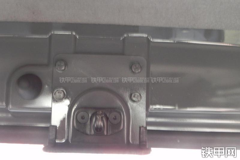 日立ZX250LC-3G挖掘机局部