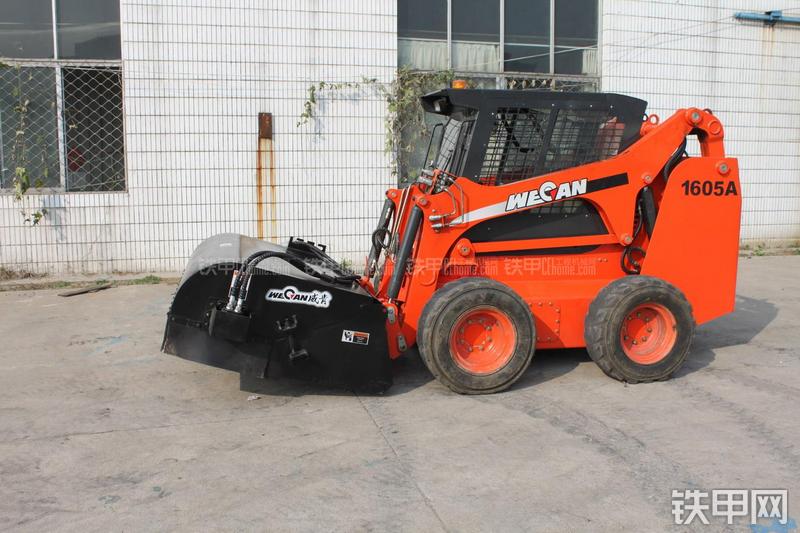 威肯GM1605A滑移装载机整机外观