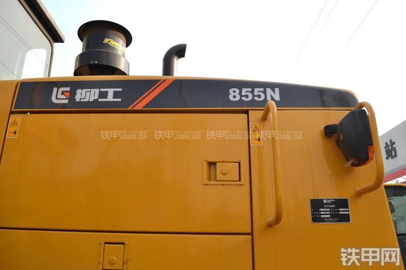 柳工CLG855N装载机局部