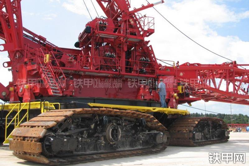 马尼托瓦克31000型起重机局部