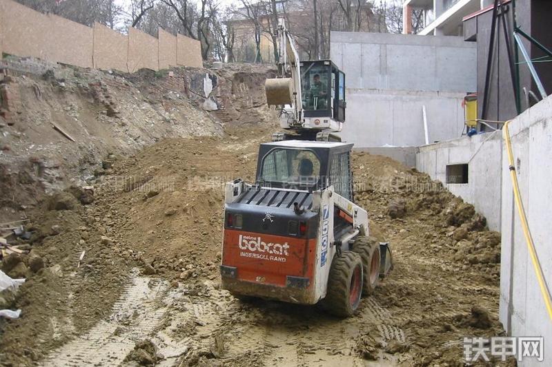 山猫753滑移装载机其他