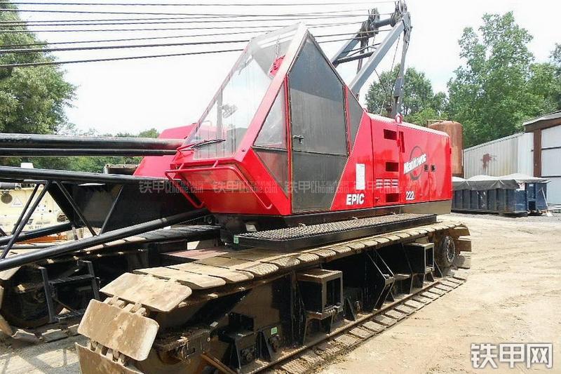 马尼托瓦克222型起重机整机外观