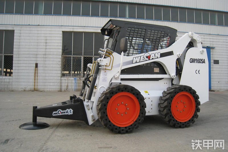 威肯GM1605A滑移装载机整机外观