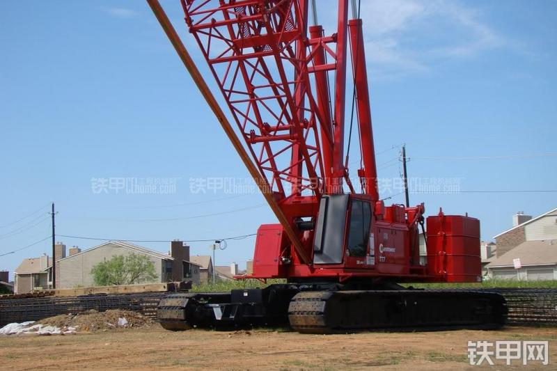 马尼托瓦克777型起重机整机外观
