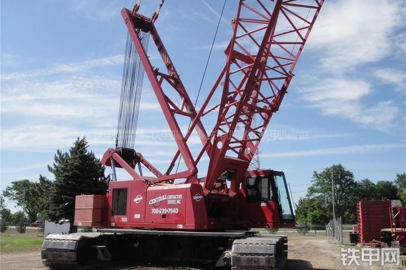 马尼托瓦克999型起重机整机外观