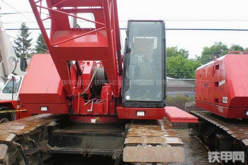 马尼托瓦克222型起重机整机外观